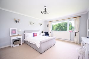 Bedroom- click for photo gallery